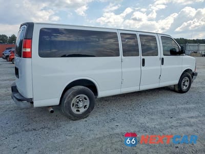 Trzecie zdjęcie samochodu z tyłu: 2017 CHEVROLET EXPRESS G3500 LT VIN:1GAZGPFG0H1280338 - miniatura