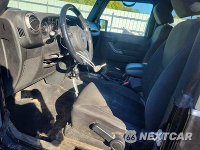 Zdjęcie 7 z 12 samochodu: 2017 JEEP WRANGLER SPORT VIN:1C4AJWAG5HL548635 - miniatura