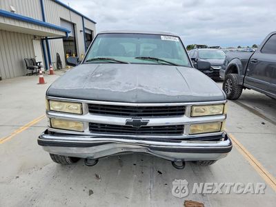 Piąte zdjęcie samochodu w środku: 1999 CHEVROLET TAHOE K1500 VIN:1GNEK13R3XJ463200 - miniatura