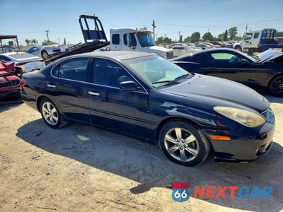 Czwarte zdjęcie samochodu z boku: 2005 LEXUS ES 330 VIN:JTHBA30G455062725 - miniatura