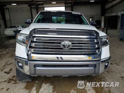 Piąte zdjęcie samochodu w środku: 2018 TOYOTA TUNDRA 1794 EDITION VIN:5TFAY5F18JX697971 - miniatura