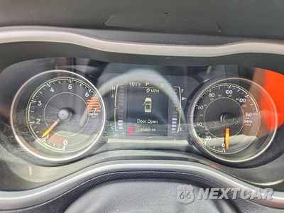 Zdjęcie 9 z 12 samochodu: 2018 JEEP CHEROKEE LATITUDE PLUS VIN:1C4PJLLB3JD584883 - miniatura
