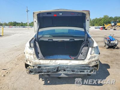 Zdjęcie 6 z 12 samochodu: 2014 MERCEDES-BENZ E 350 VIN:WDDHF5KB5EA903894 - miniatura