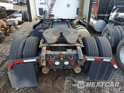 Zdjęcie 13 z 13 samochodu: 2016 KENWORTH T680 SEMI TRUCK VIN:1XKYA48X8GJ496408 - miniatura