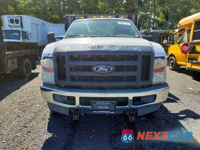 Piąte zdjęcie samochodu w środku: 2010 FORD F350 SUPER - DELIVERY TRUCK VIN:1FDWF3HR0AEB26663 - miniatura
