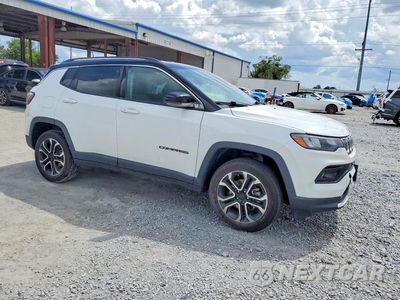 Czwarte zdjęcie samochodu z boku: 2022 JEEP COMPASS LIMITED VIN:3C4NJDCB4NT157211 - miniatura