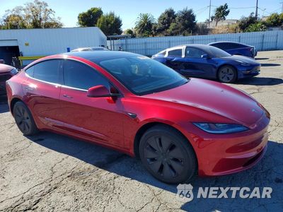 Czwarte zdjęcie samochodu z boku: 2025 TESLA MODEL 3 VIN:5YJ3E1EA5SF062066 - miniatura