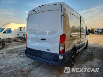 Trzecie zdjęcie samochodu z tyłu: 2015 FORD TRANSIT 250 DELIVERY VAN VIN:1FTNR2CM1FKA75146 - miniatura