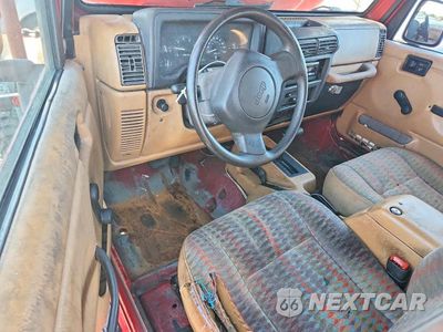 Zdjęcie 8 z 13 samochodu: 1997 JEEP WRANGLER / TJ SPORT VIN:1J4FY19S6VP526655 - miniatura