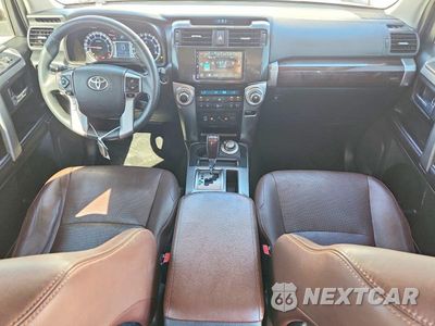 Zdjęcie 8 z 14 samochodu: 2017 TOYOTA 4RUNNER LIMITED VIN:JTEBU5JR7H5411106 - miniatura