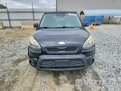 Piąte zdjęcie samochodu w środku: 2013 KIA SOUL + VIN:KNDJT2A64D7555105 - miniatura