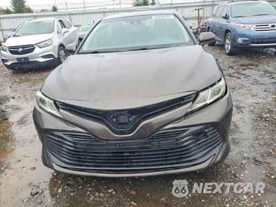Piąte zdjęcie samochodu w środku: 2018 TOYOTA CAMRY LE VIN:JTNB11HK8J3005461 - miniatura