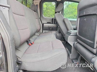 Zdjęcie 10 z 13 samochodu: 2011 NISSAN TITAN SV VIN:1N6BA0CAXBN313103 - miniatura
