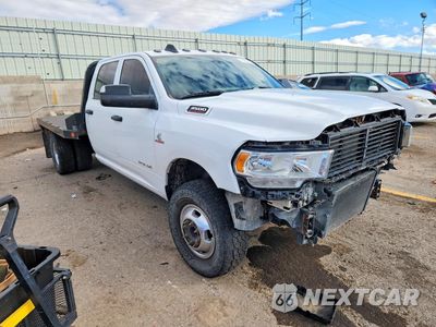 Czwarte zdjęcie samochodu z boku: 2020 RAM 3500 VIN:3C7WRTCLXLG234317 - miniatura