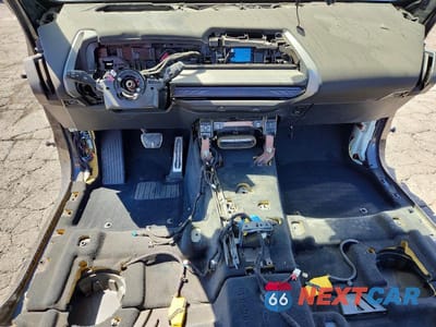 Zdjęcie 8 z 13 samochodu: 2025 BMW X3 M50 VIN:5UX73GP03S9Z42500 - miniatura