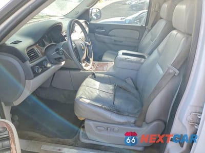 Zdjęcie 7 z 12 samochodu: 2007 CHEVROLET TAHOE K1500 VIN:1GNFK13077R365973 - miniatura