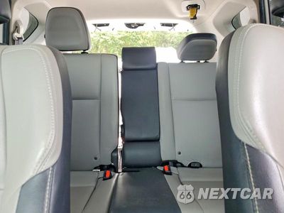 Zdjęcie 10 z 14 samochodu: 2016 TOYOTA RAV4 LIMITED VIN:JTMDFREV5GJ093028 - miniatura