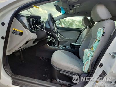 Zdjęcie 7 z 12 samochodu: 2014 KIA OPTIMA LX VIN:KNAGM4A74E5473123 - miniatura