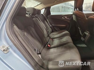Zdjęcie 10 z 13 samochodu: 2015 CHRYSLER 200 LIMITED VIN:1C3CCCAB2FN680943 - miniatura