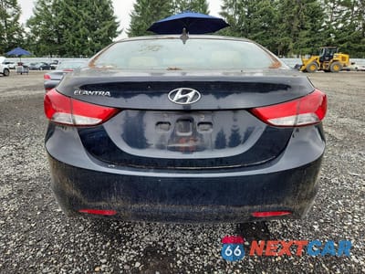 Zdjęcie 6 z 12 samochodu: 2013 HYUNDAI ELANTRA GLS VIN:KMHDH4AE1DU954584 - miniatura