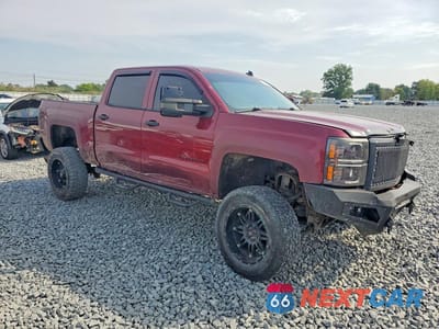Czwarte zdjęcie samochodu z boku: 2014 CHEVROLET SILVERADO K1500 LT VIN:3GCUKREC1EG411672 - miniatura
