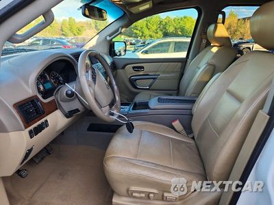 Zdjęcie 7 z 14 samochodu: 2015 NISSAN ARMADA SL VIN:5N1AA0NCXFN600178 - miniatura