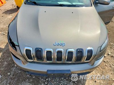 Zdjęcie 12 z 13 samochodu: 2017 JEEP CHEROKEE LATITUDE VIN:1C4PJMCS4HW601565 - miniatura