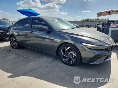 Czwarte zdjęcie samochodu z boku: 2025 HYUNDAI ELANTRA SEL SPORT VIN:KMHLM4DG4SU016922 - miniatura