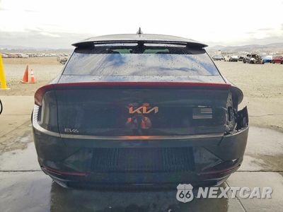 Zdjęcie 6 z 14 samochodu: 2023 KIA EV6 WIND VIN:KNDC34LA6P5602141 - miniatura