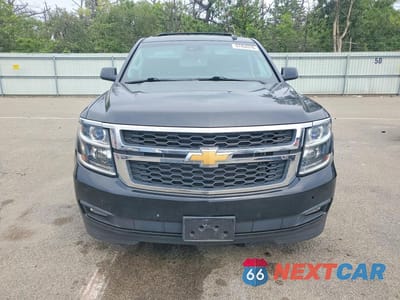 Piąte zdjęcie samochodu w środku: 2015 CHEVROLET SUBURBAN K1500 LT VIN:1GNSKJKCXFR685099 - miniatura