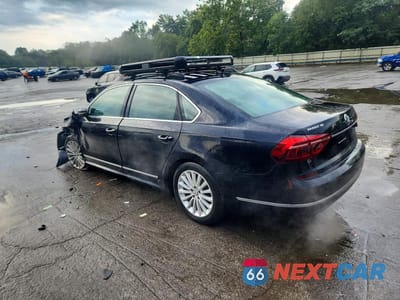 Drugie zdjęcie samochodu z przodu: 2017 VOLKSWAGEN PASSAT SE VIN:1VWBT7A35HC016753 - miniatura