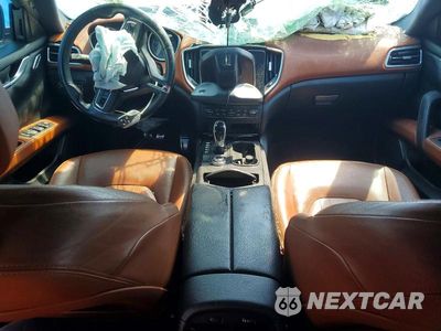 Zdjęcie 8 z 12 samochodu: 2018 MASERATI GHIBLI VIN:ZAM57XSA5J1284815 - miniatura