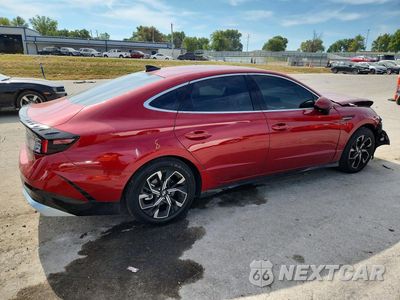 Trzecie zdjęcie samochodu z tyłu: 2025 HYUNDAI SONATA SEL VIN:KMHL64JA5SA443313 - miniatura