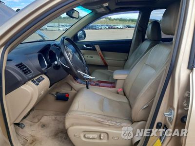 Zdjęcie 7 z 12 samochodu: 2008 TOYOTA HIGHLANDER LIMITED VIN:JTEES42A682046876 - miniatura