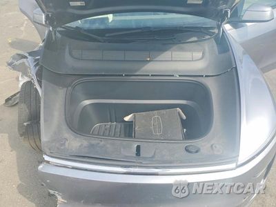 Zdjęcie 11 z 12 samochodu: 2026 TESLA MODEL Y VIN:7SAYGDEE5TA408932 - miniatura