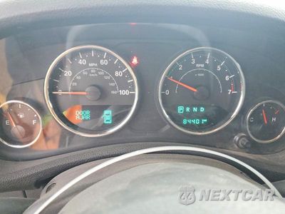 Zdjęcie 9 z 12 samochodu: 2018 JEEP WRANGLER UNLIMITED SPORT VIN:1C4BJWDG2JL851359 - miniatura