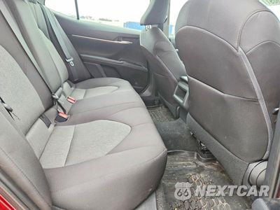 Zdjęcie 10 z 13 samochodu: 2019 TOYOTA CAMRY LE VIN:4T1B11HK3KU747326 - miniatura