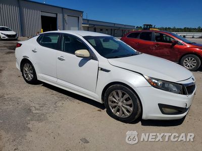Czwarte zdjęcie samochodu z boku: 2014 KIA OPTIMA LX VIN:5XXGM4A73EG344272 - miniatura