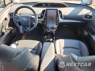 Zdjęcie 8 z 12 samochodu: 2021 TOYOTA PRIUS PRIME XLE VIN:JTDKAMFP2M3192172 - miniatura