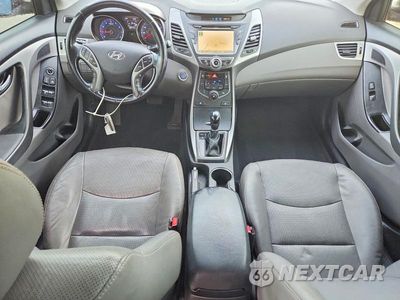 Zdjęcie 8 z 13 samochodu: 2014 HYUNDAI ELANTRA LIMITED VIN:KMHDH4AE2EU154278 - miniatura