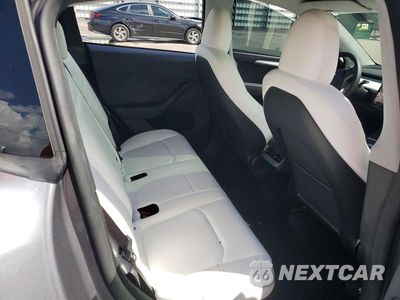 Zdjęcie 11 z 13 samochodu: 2024 TESLA MODEL Y VIN:7SAYGDEF3RA306935 - miniatura