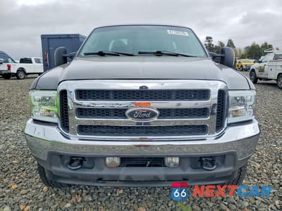 Piąte zdjęcie samochodu w środku: 2003 FORD F-350 SUPER DUTY VIN:1FTSX31P53ED52192 - miniatura
