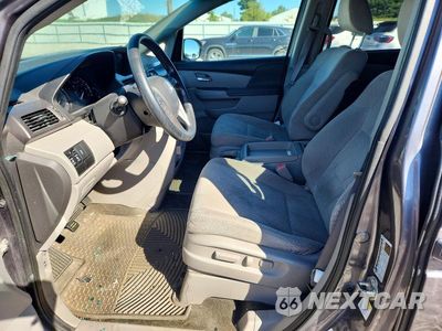Zdjęcie 7 z 13 samochodu: 2016 HONDA ODYSSEY SE VIN:5FNRL5H39GB010399 - miniatura
