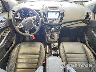 Zdjęcie 8 z 14 samochodu: 2016 FORD ESCAPE TITANIUM VIN:1FMCU0JX0GUA83148 - miniatura