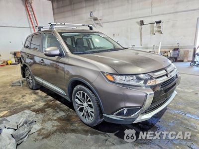 Czwarte zdjęcie samochodu z boku: 2018 MITSUBISHI OUTLANDER SE VIN:JA4AD3A31JZ009333 - miniatura