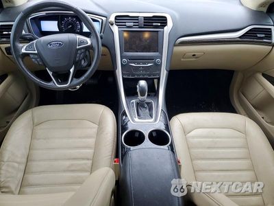 Zdjęcie 8 z 12 samochodu: 2013 FORD FUSION SE VIN:3FA6P0HR1DR184093 - miniatura