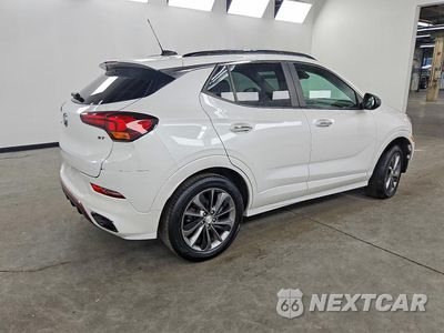 Trzecie zdjęcie samochodu z tyłu: 2021 BUICK ENCORE GX SELECT VIN:KL4MMESL2MB104424 - miniatura