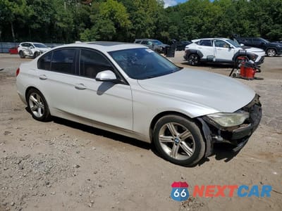 Czwarte zdjęcie samochodu z boku: 2012 BMW 328 I VIN:WBA3A5C52CF350131 - miniatura