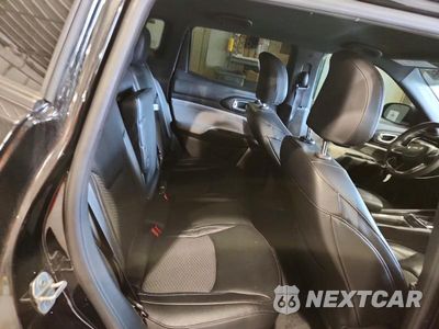 Zdjęcie 11 z 13 samochodu: 2023 JEEP COMPASS LATITUDE VIN:3C4NJDBN0PT503544 - miniatura