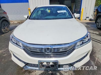 Piąte zdjęcie samochodu w środku: 2016 HONDA ACCORD SPORT VIN:1HGCR2F50GA023530 - miniatura